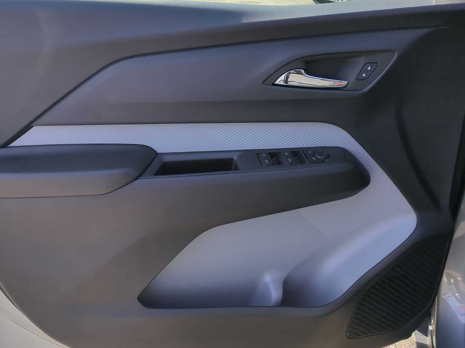 New 2027 Chevrolet Bolt LT FWD image 10