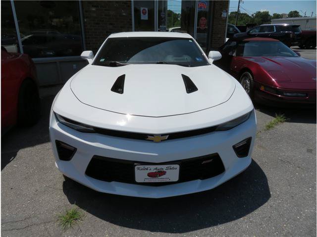 Used 2017 Chevrolet Camaro SS RWD image 16