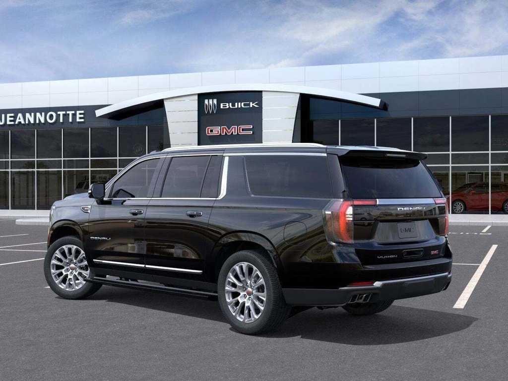 New 2026 GMC Yukon XL Denali w/ Denali Reserve Package image 3