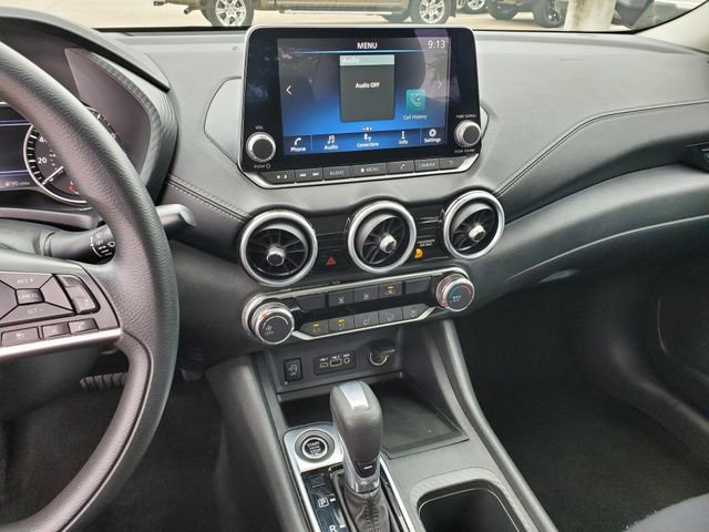 Used 2024 Nissan Sentra SV FWD image 15