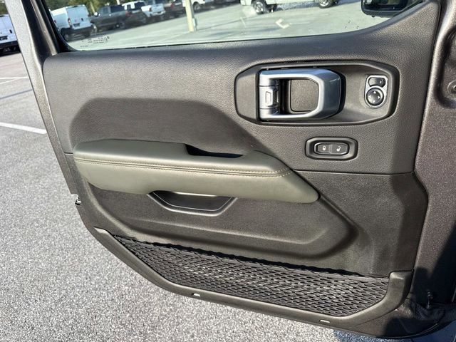 Used 2024 Jeep Gladiator Mojave image 17