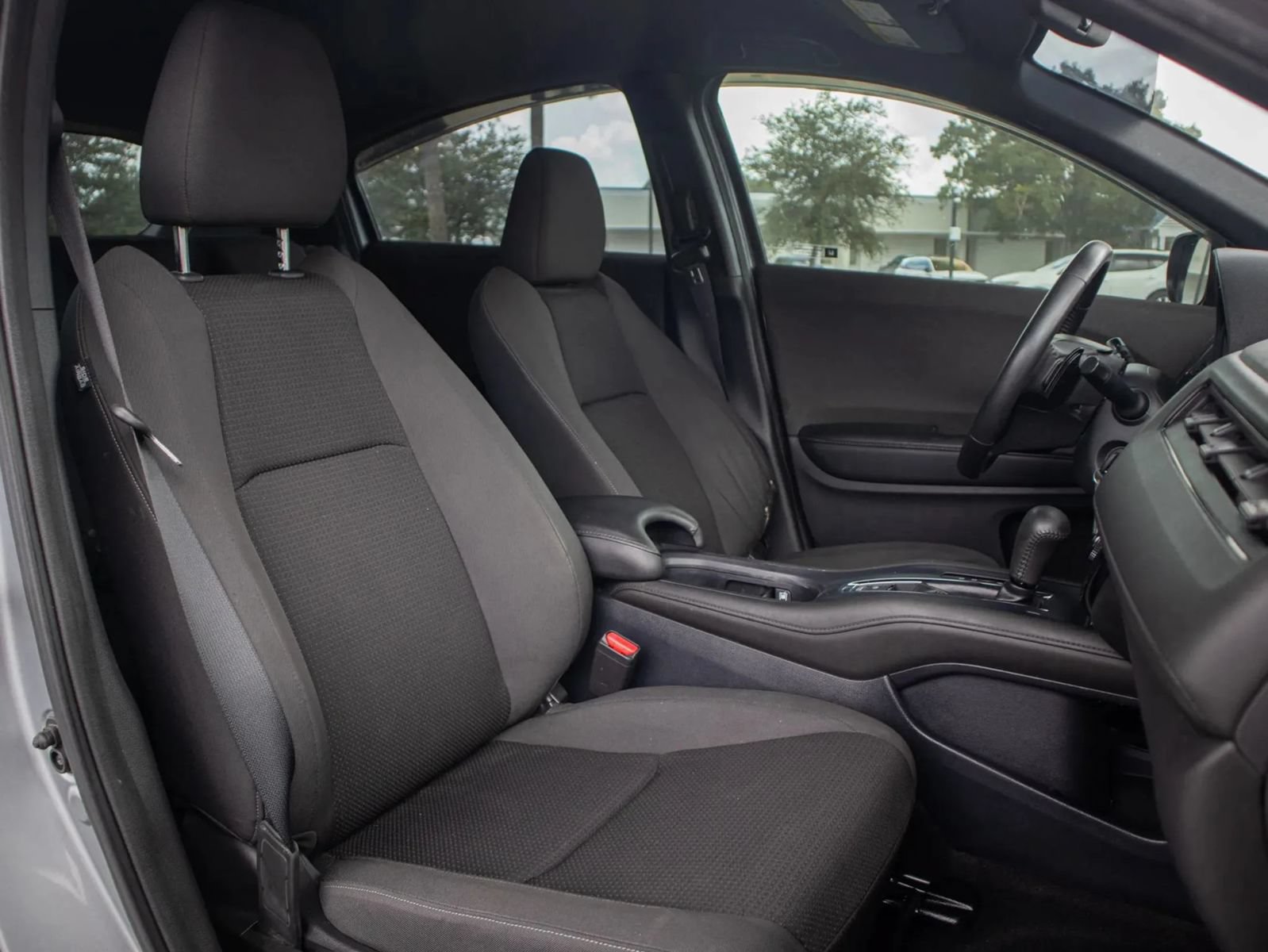 Used 2019 Honda HR-V Sport image 19