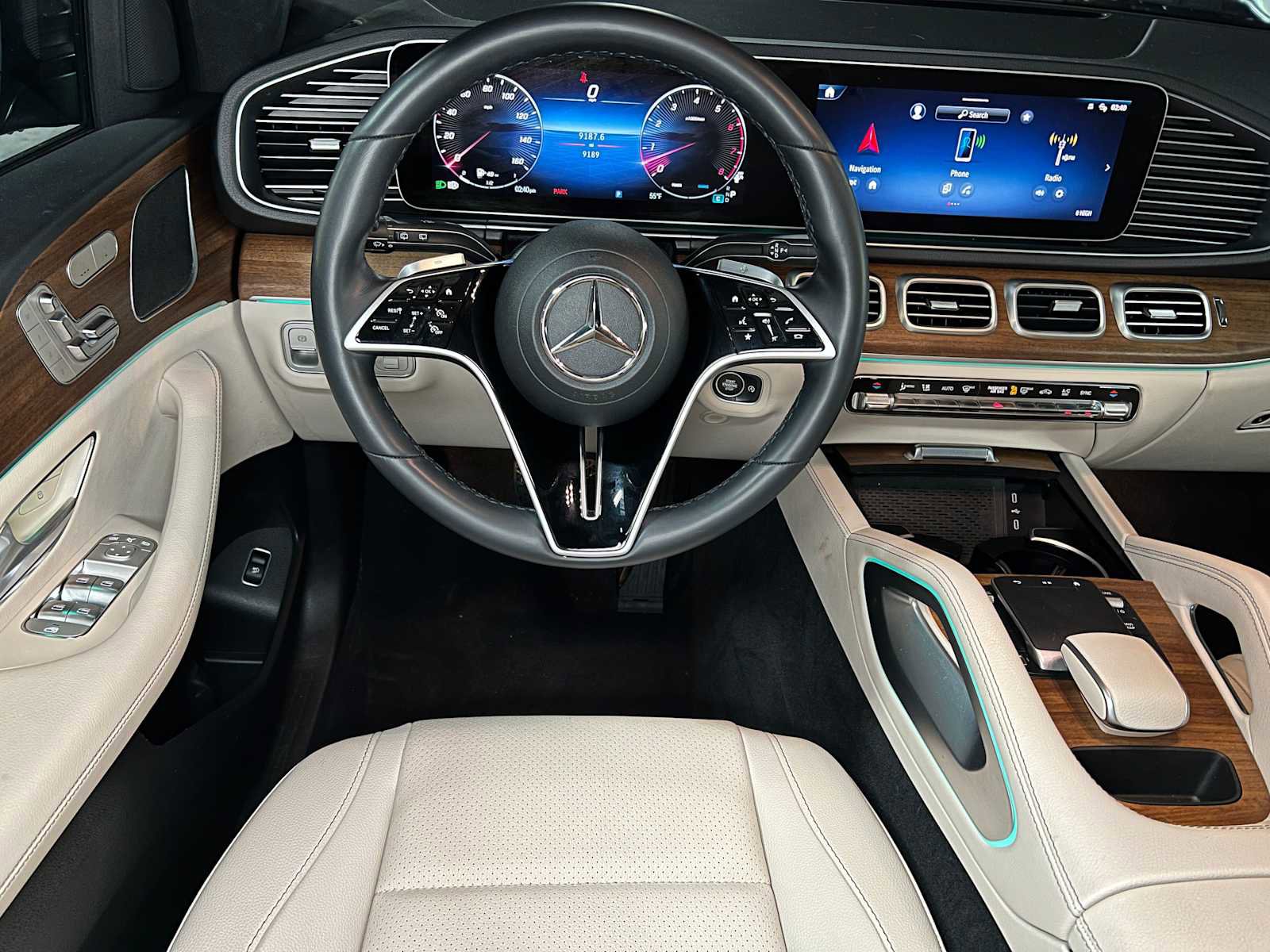Used 2025 Mercedes-Benz GLE 450 4MATIC image 43