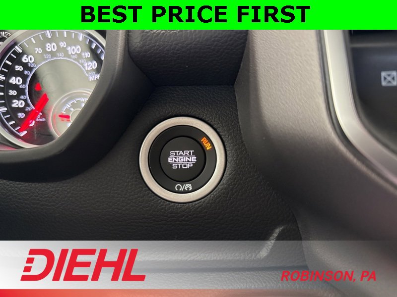 New 2026 RAM 1500 4x4 Crew Cab image 28