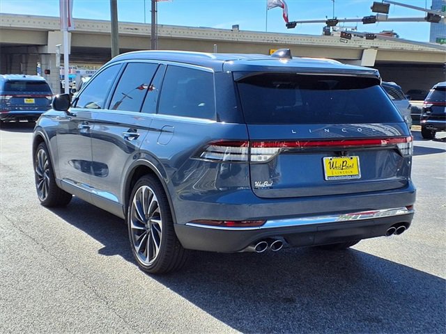 New 2025 Lincoln Aviator Reserve w/ Luxury Package image 4