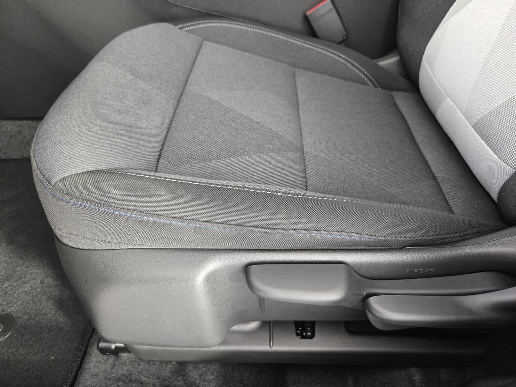 New 2026 Chevrolet Trax LS w/ Driver Confidence Package FWD image 25
