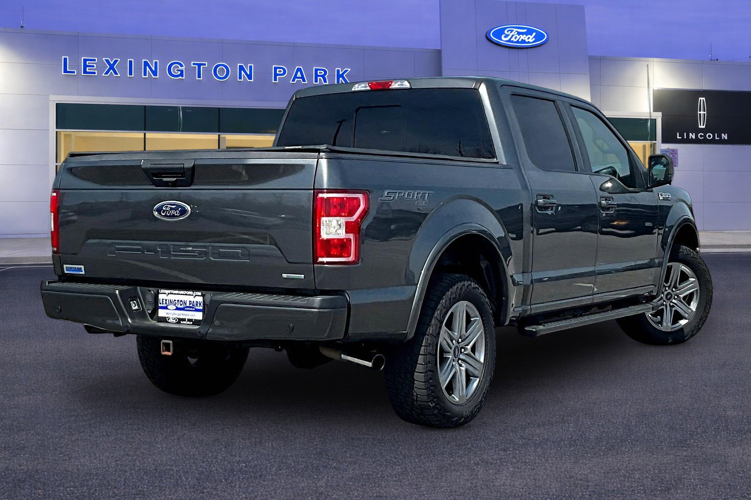 Certified 2019 Ford F150 XLT w/ Equipment Group 302A Luxury AWD/4WD image 5