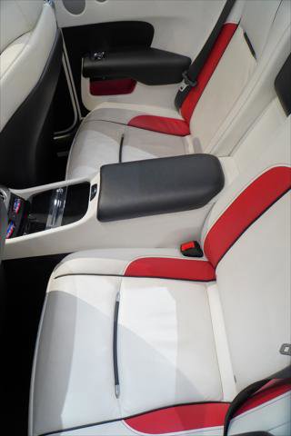 Used 2017 Rolls-Royce Dawn image 23