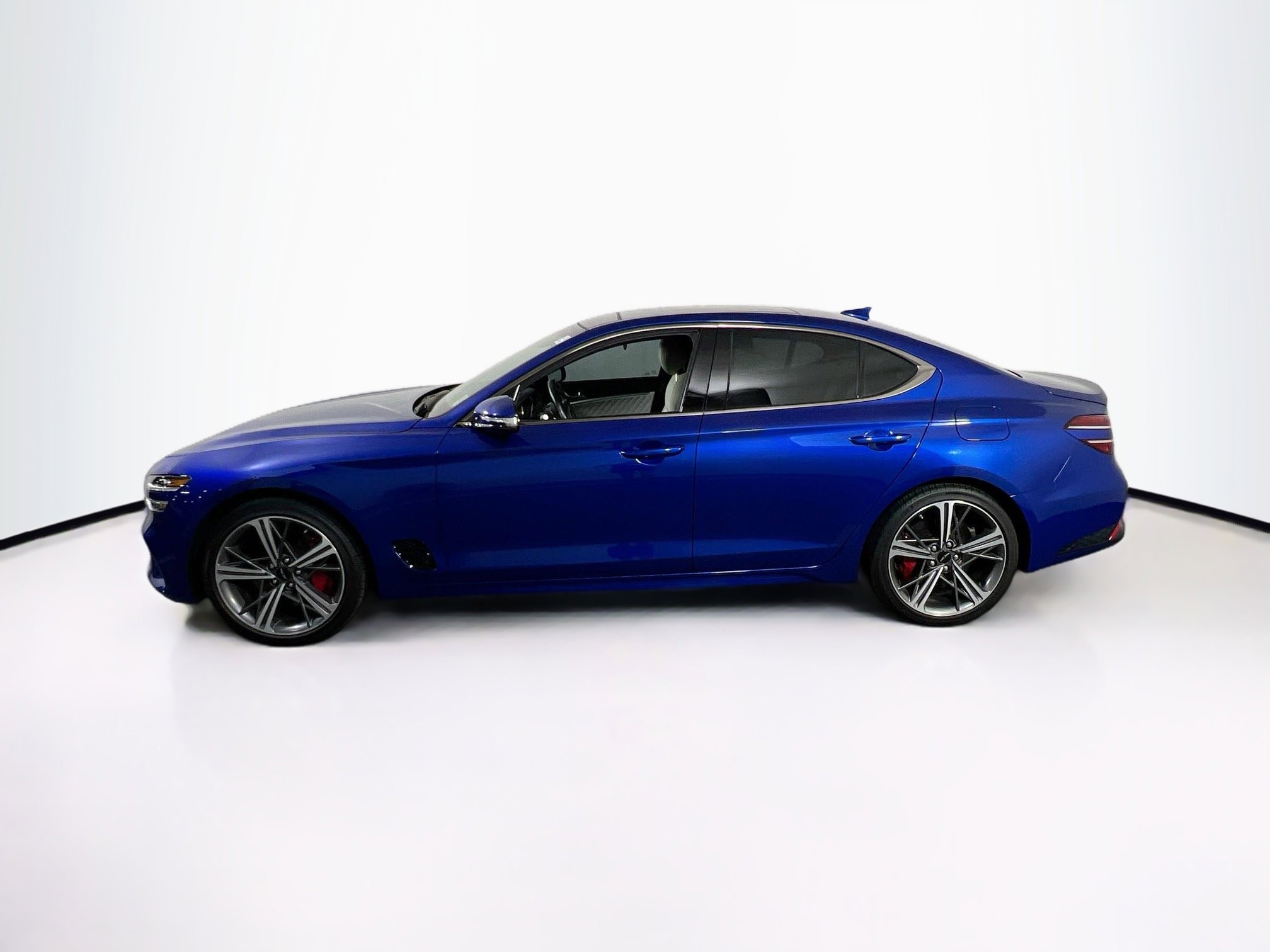Used 2024 Genesis G70 3.3T Advanced w/ Sport Prestige Package image 8