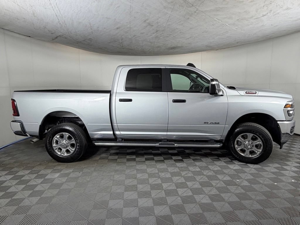 Certified 2026 RAM 2500 Big Horn AWD/4WD image 3