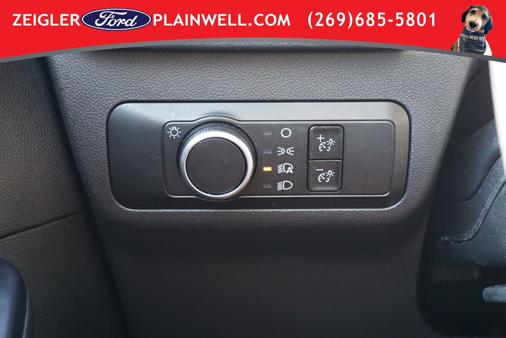 Used 2025 Ford Escape Active AWD/4WD image 26