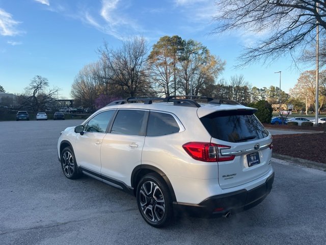Used 2023 Subaru Ascent Limited w/ Technology Package image 3
