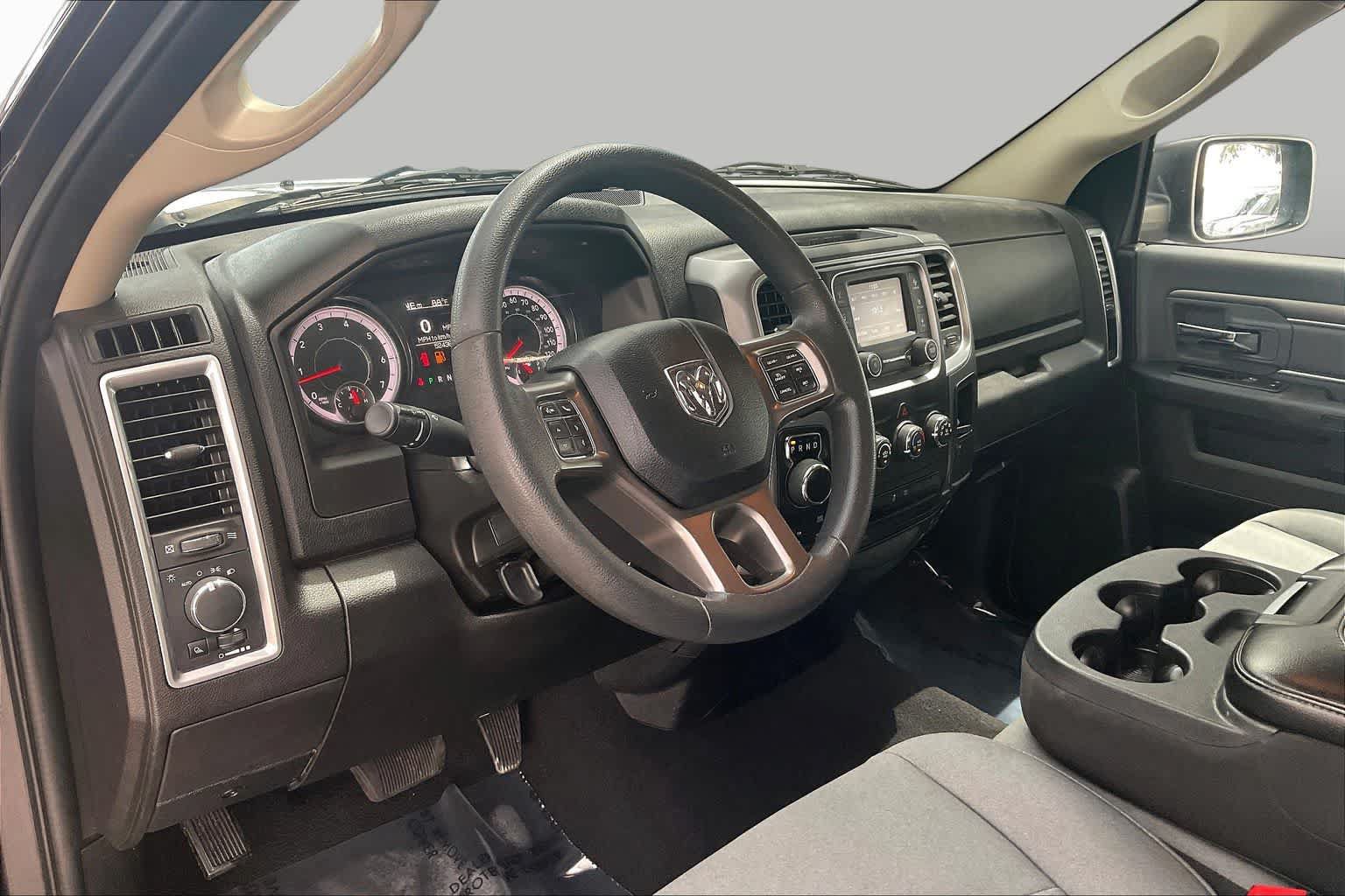 Used 2024 RAM 1500 Classic SLT AWD/4WD image 16