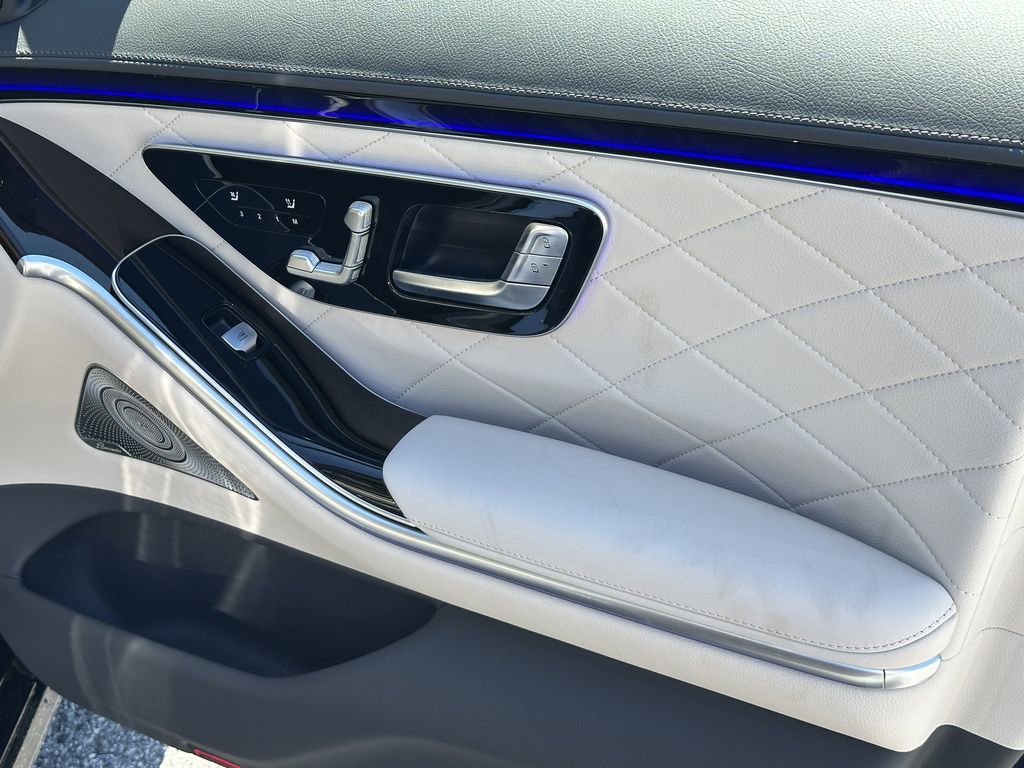 New 2026 Mercedes-Benz S 580e 4MATIC Sedan image 16