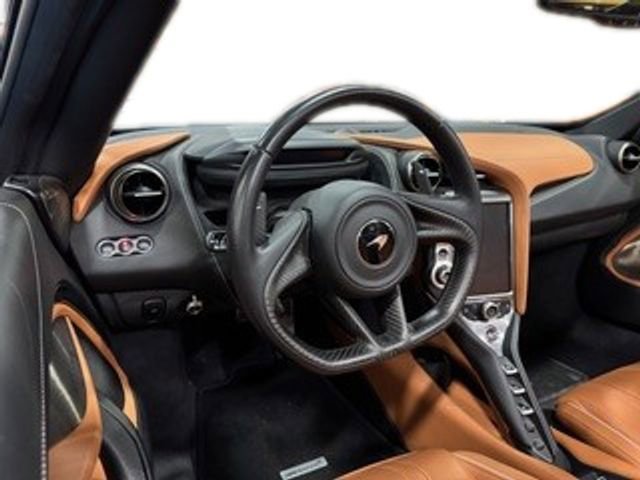 Used 2020 McLaren 720S Performance RWD image 12