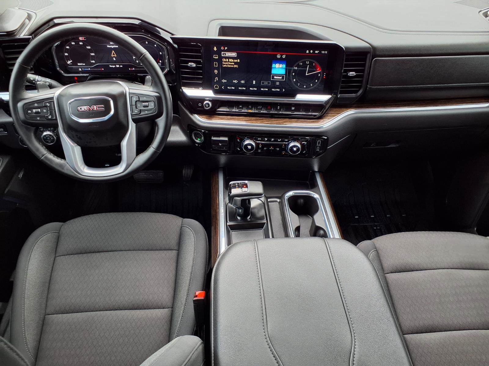 Used 2024 GMC Sierra 1500 Elevation w/ Preferred Package RWD image 5
