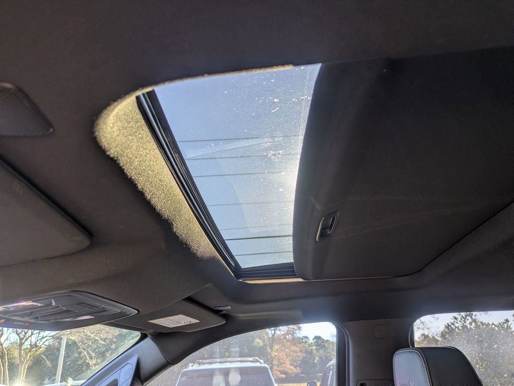 Used 2022 Chevrolet Silverado 2500 High Country image 17