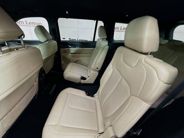 Used 2023 Jeep Grand Cherokee L Limited w/ Luxury Tech Group II image 27