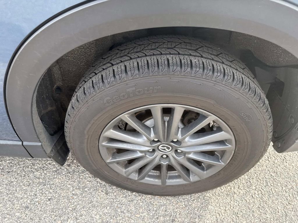 Used 2019 MAZDA CX-5 Touring image 12