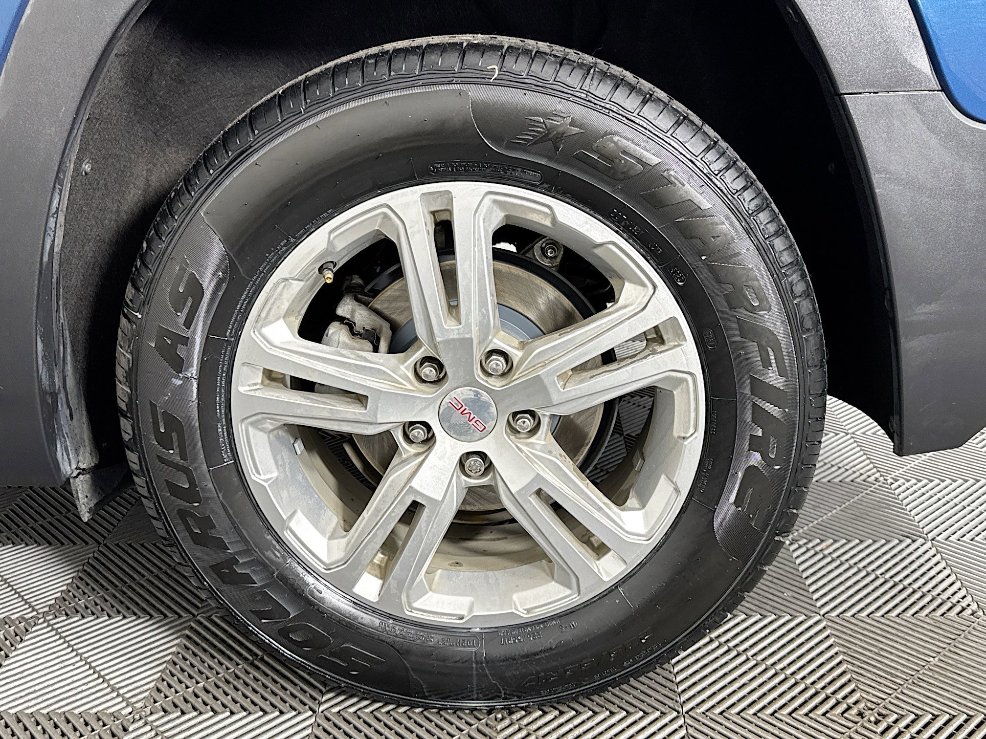 Used 2020 GMC Terrain SLE w/ Driver Convenience Package image 36