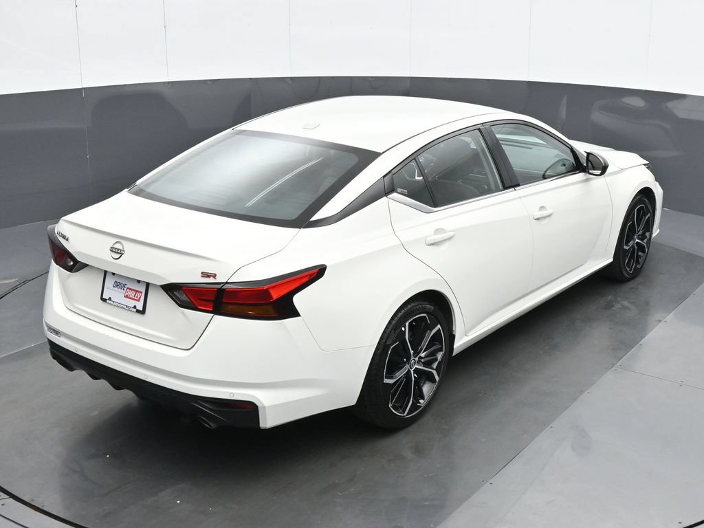 Used 2025 Nissan Altima 2.5 SR FWD image 22