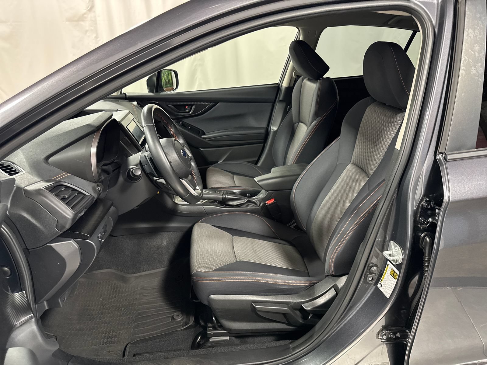 Used 2021 Subaru Crosstrek 2.0i Premium w/ Popular Package #2 AWD/4WD image 3