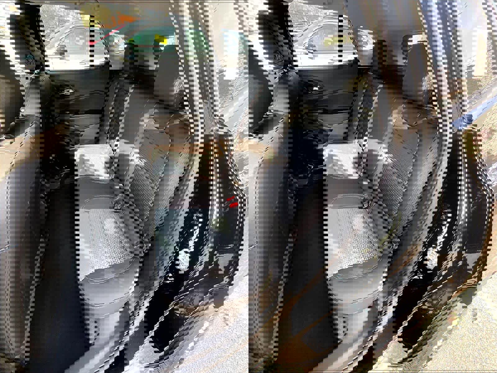 New 2026 Chevrolet Trax LT w/ Midnight Edition FWD image 15