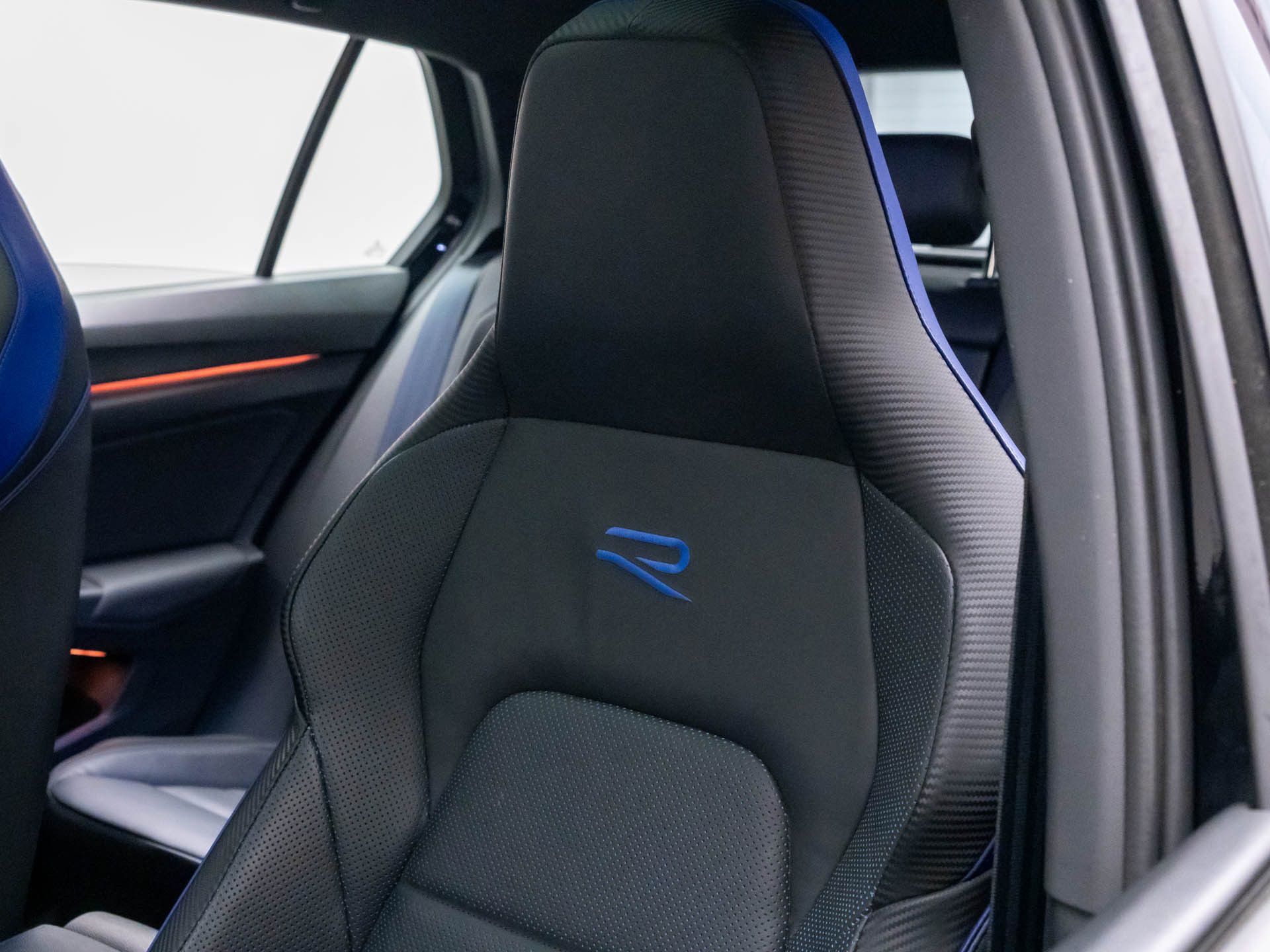Used 2022 Volkswagen Golf R AWD/4WD image 13