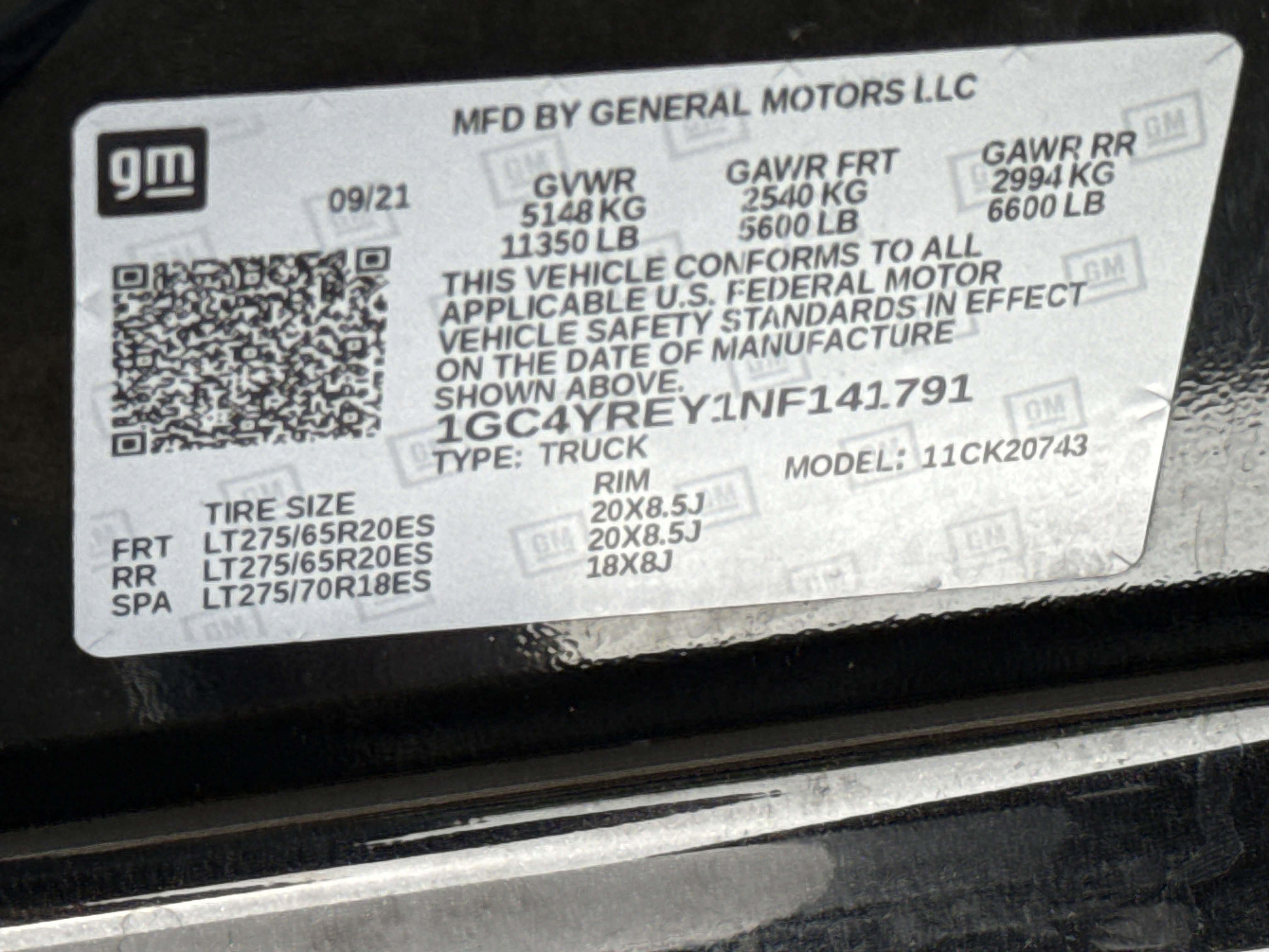 Used 2022 Chevrolet Silverado 2500 High Country w/ Z71 Off-Road Package image 3