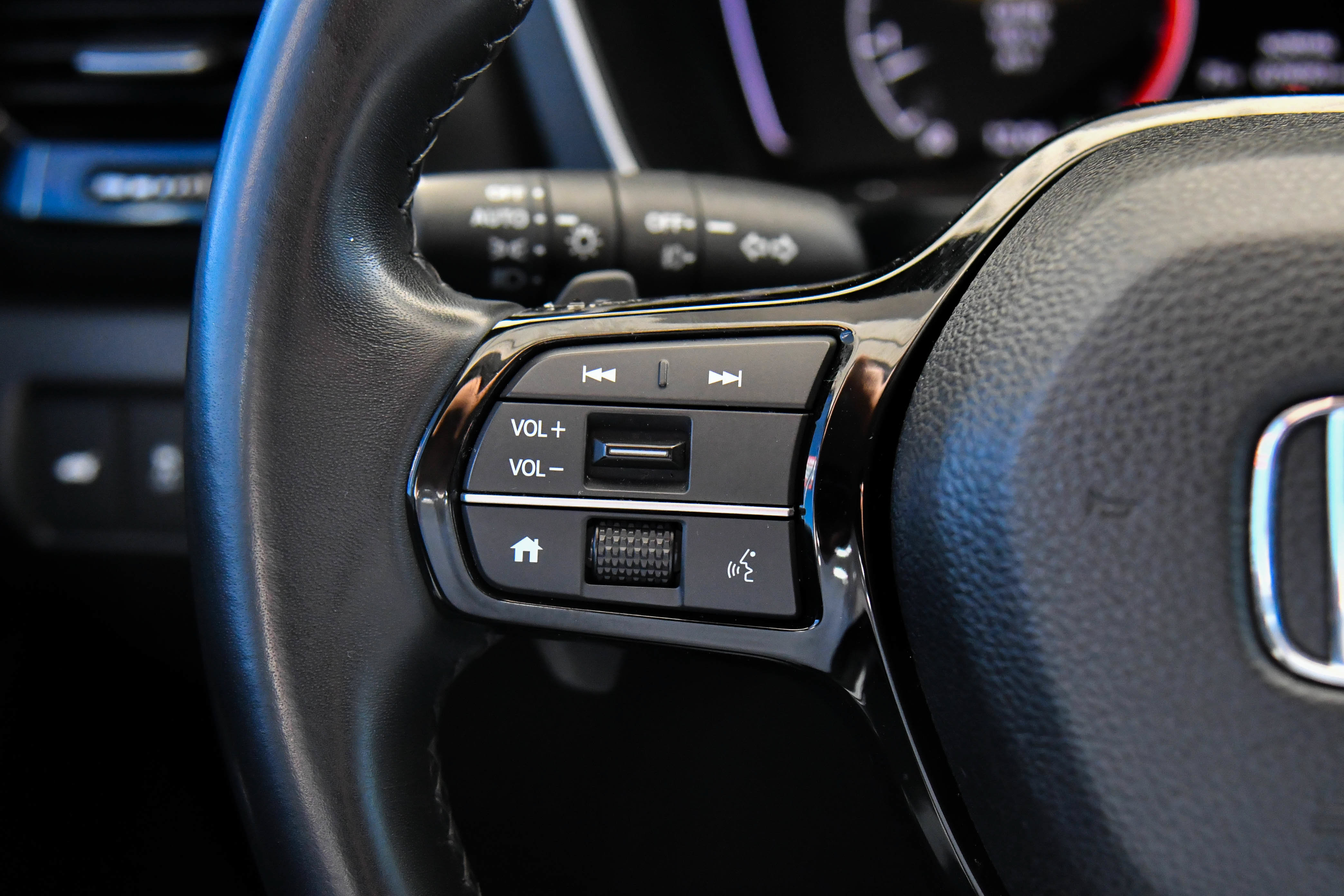 Used 2024 Honda Pilot EX-L image 34