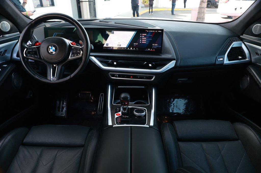 Used 2024 BMW XM AWD/4WD image 30