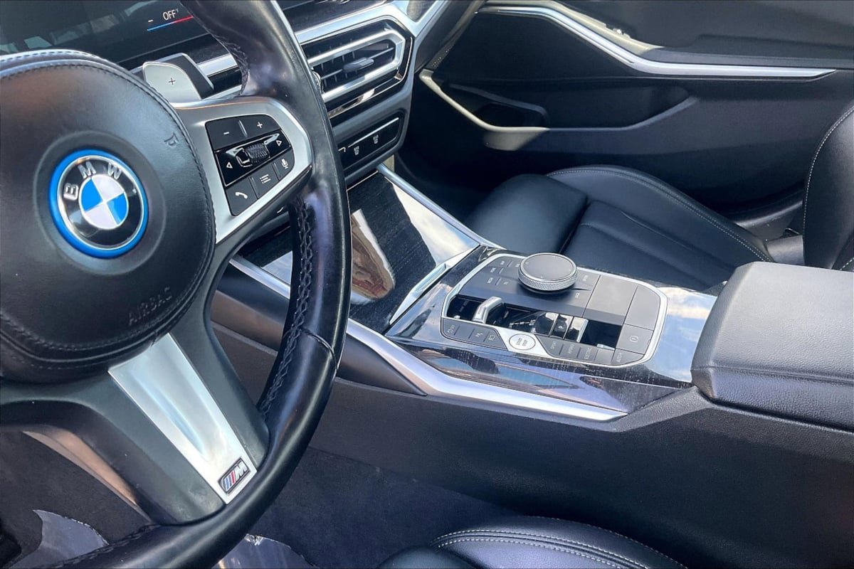 Used 2023 BMW 330e w/ M Sport Package RWD image 13