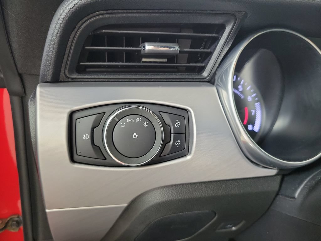 Used 2019 Ford Mustang Premium RWD image 20
