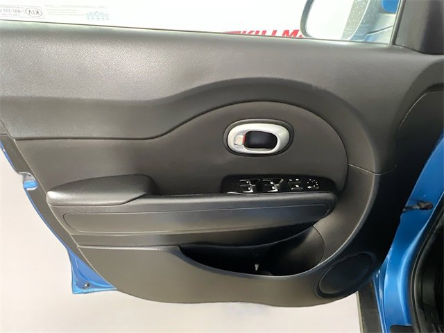 Used 2018 Kia Soul + image 28