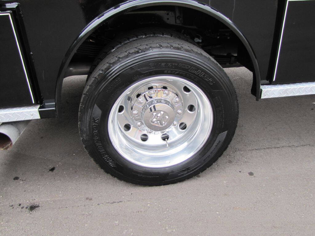 Used 2024 RAM 4500 SLT w/ Quick Order Package 2YG SLT image 27