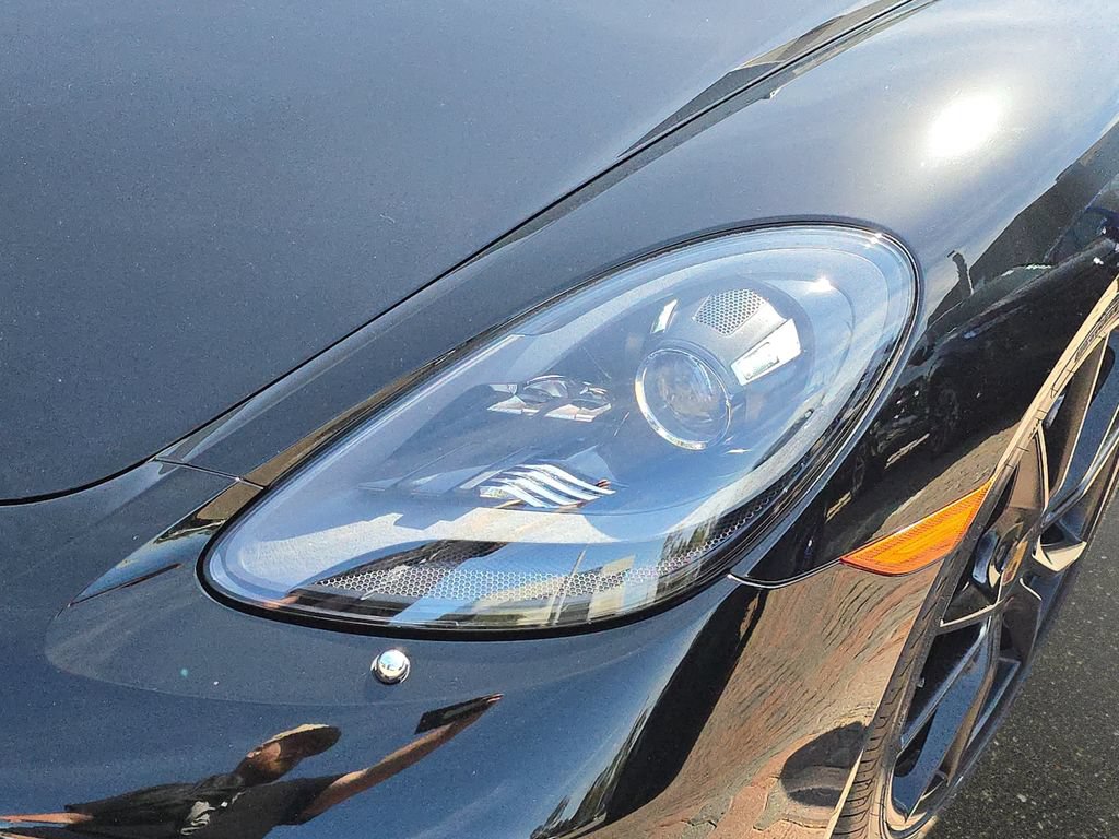 Used 2019 Porsche 718 Cayman RWD image 34