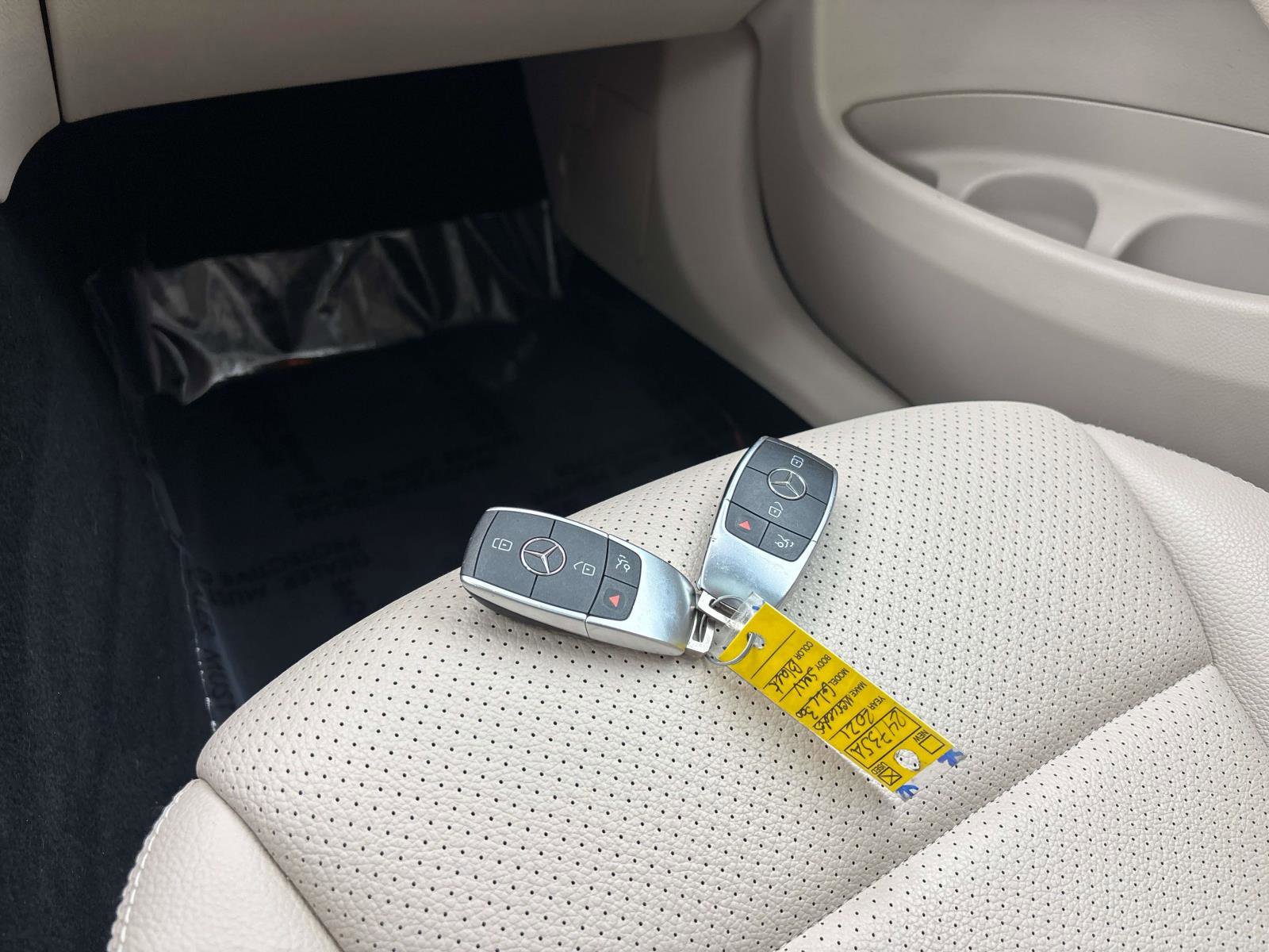 Used 2021 Mercedes-Benz GLC 300 4MATIC image 30