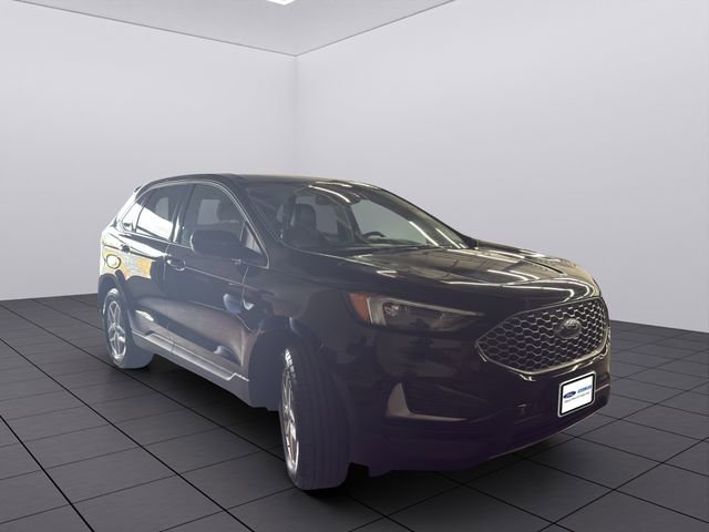 Used 2023 Ford Edge SEL image 11