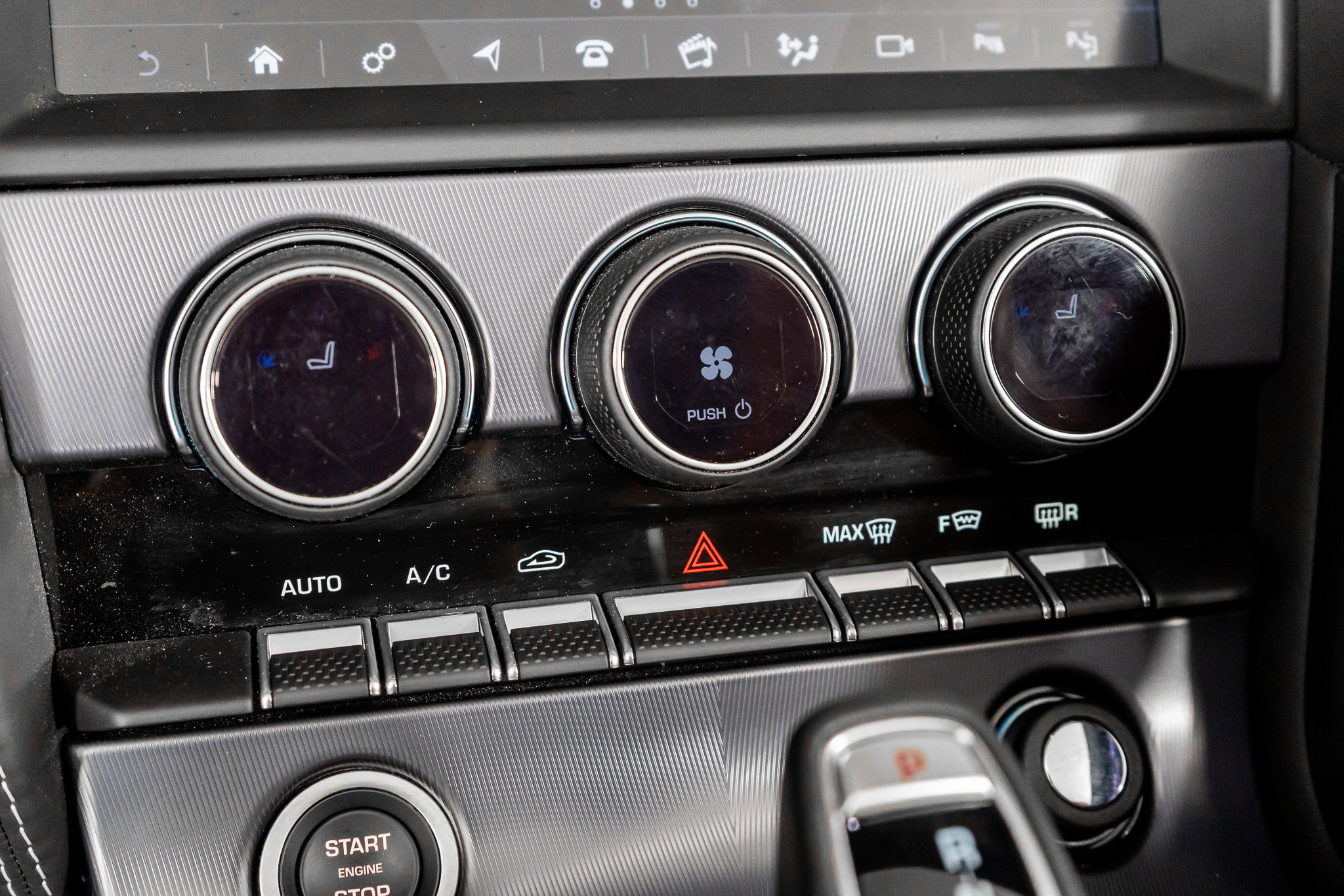 Used 2023 Jaguar F-TYPE R image 34