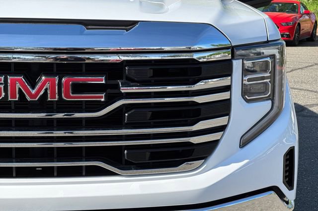 Used 2024 GMC Sierra 1500 SLT AWD/4WD image 52