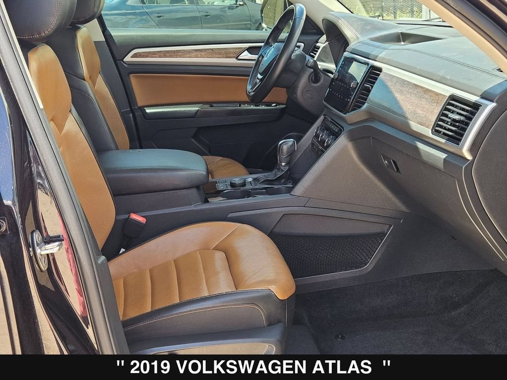 Used 2019 Volkswagen Atlas SEL Premium AWD/4WD image 31