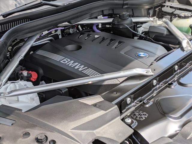 New 2026 BMW X5 xDrive40i w/ M Sport Package AWD/4WD image 18