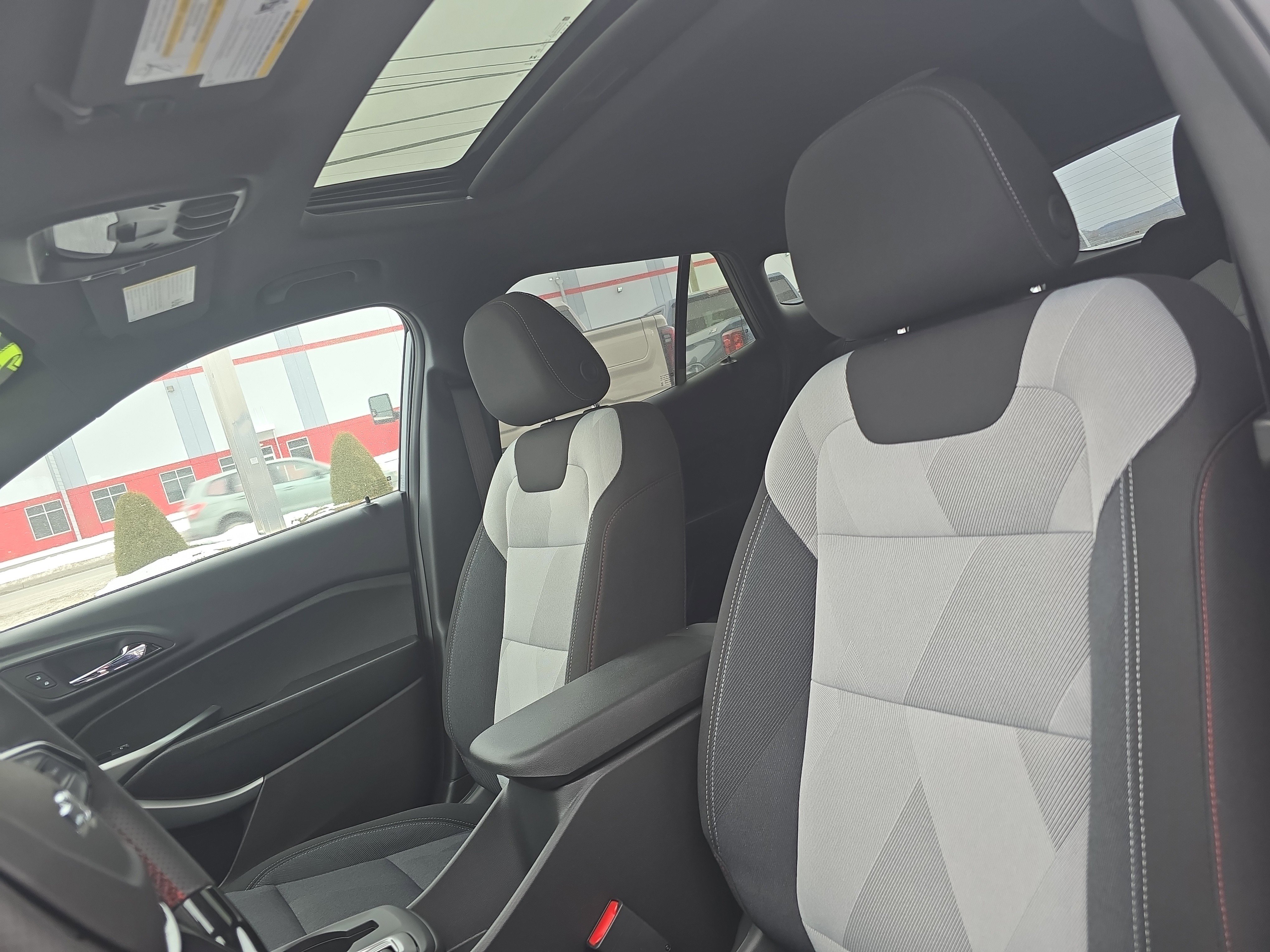 New 2026 Chevrolet Trax RS w/ Sunroof Package image 12