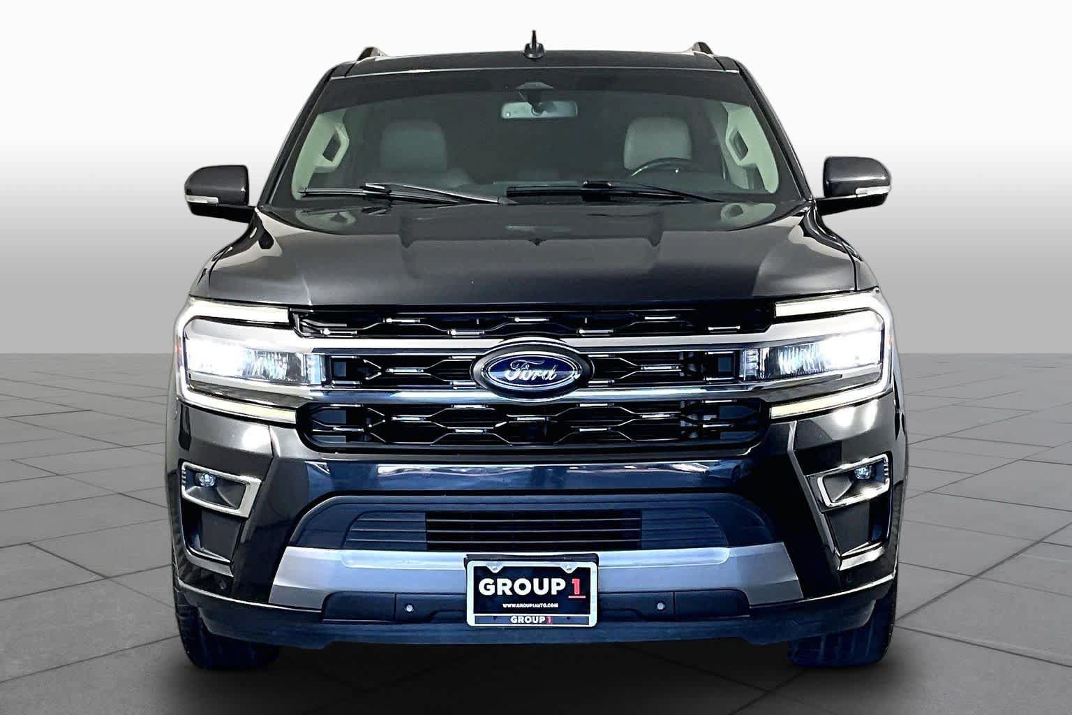 Used 2023 Ford Expedition Max Limited RWD image 4