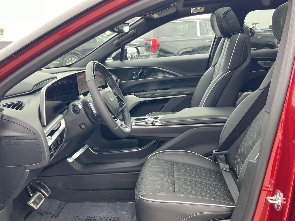 New 2026 Cadillac Lyriq V image 25