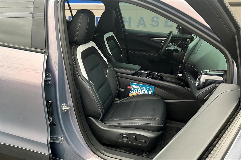 Used 2024 Chevrolet Blazer EV LT image 27