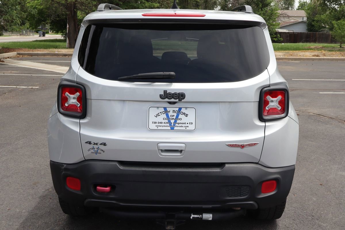 Used 2018 Jeep Renegade Trailhawk AWD/4WD image 6