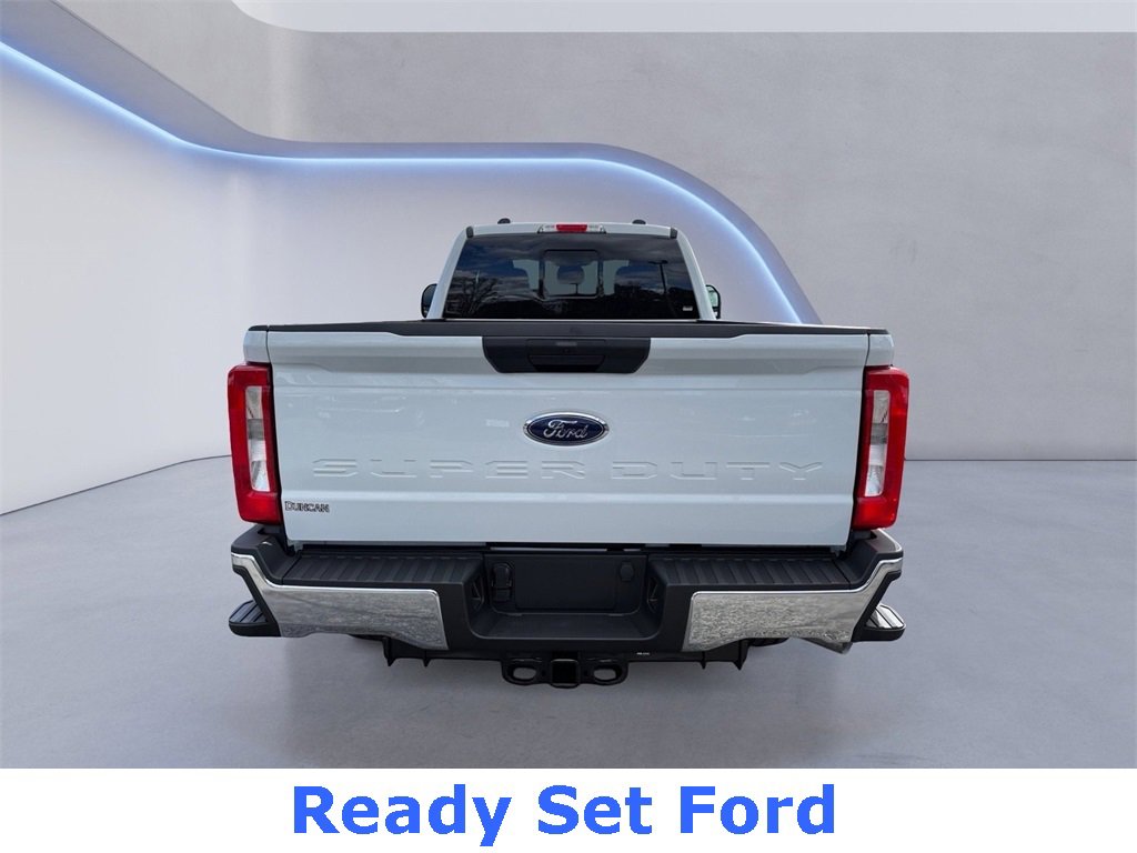 New 2026 Ford F350 XLT image 4