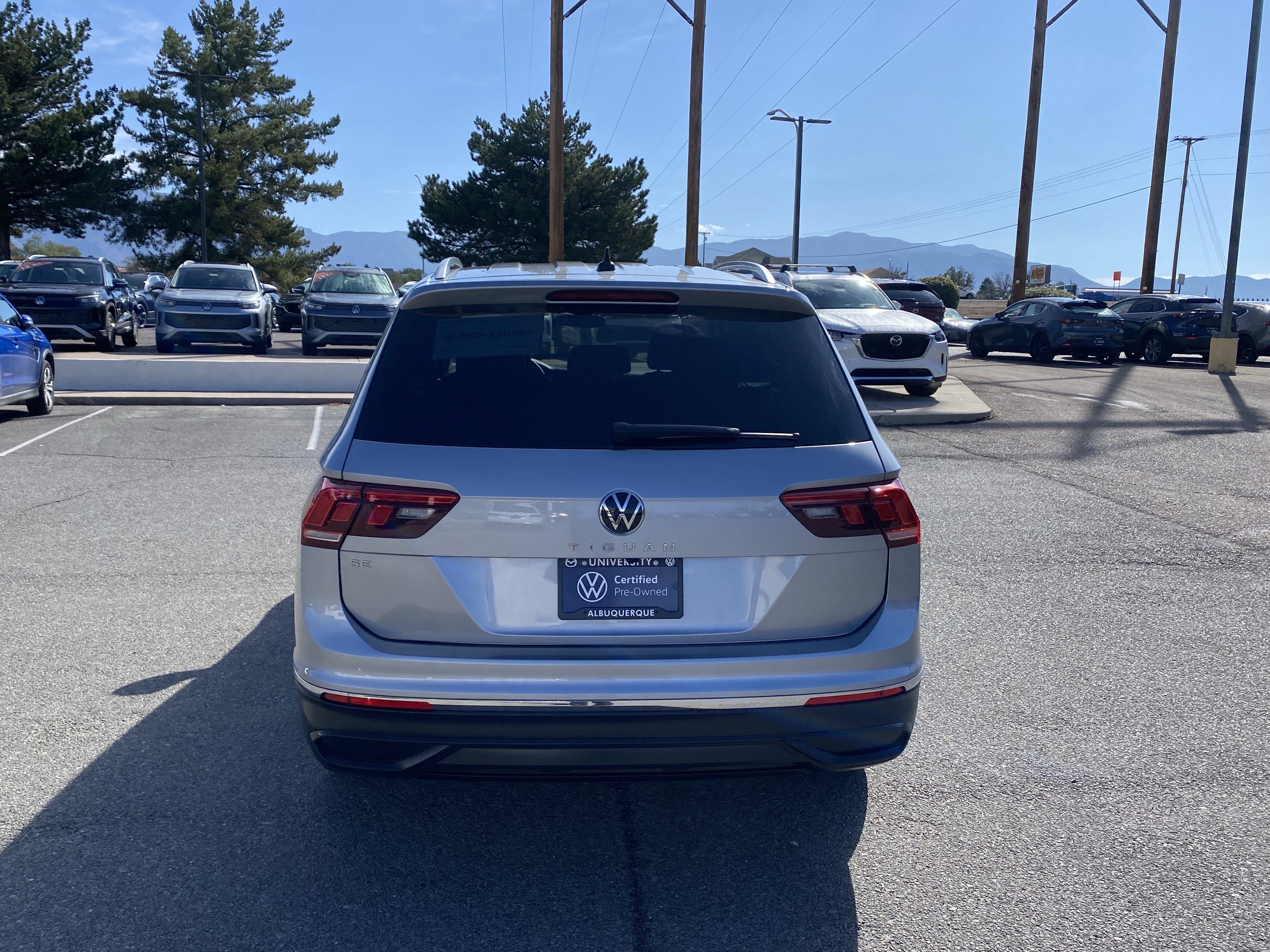 Certified 2023 Volkswagen Tiguan SE FWD image 52