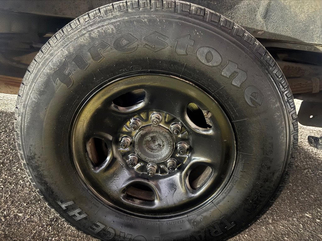 Used 2005 Chevrolet Express 3500 w/ Express Access Plus Package image 16